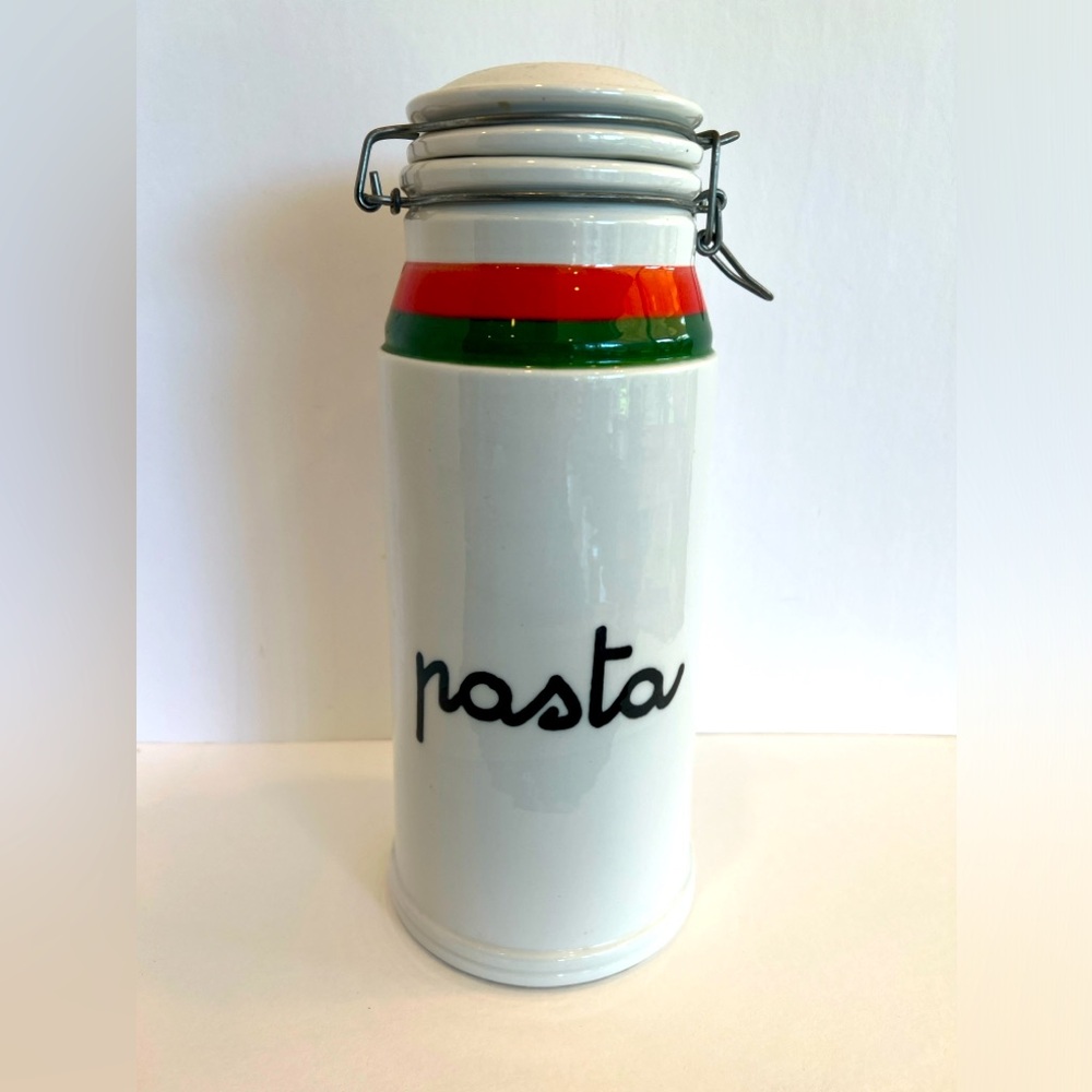 Baldelli pasta bale wire canister, made in Italy. 12.75”